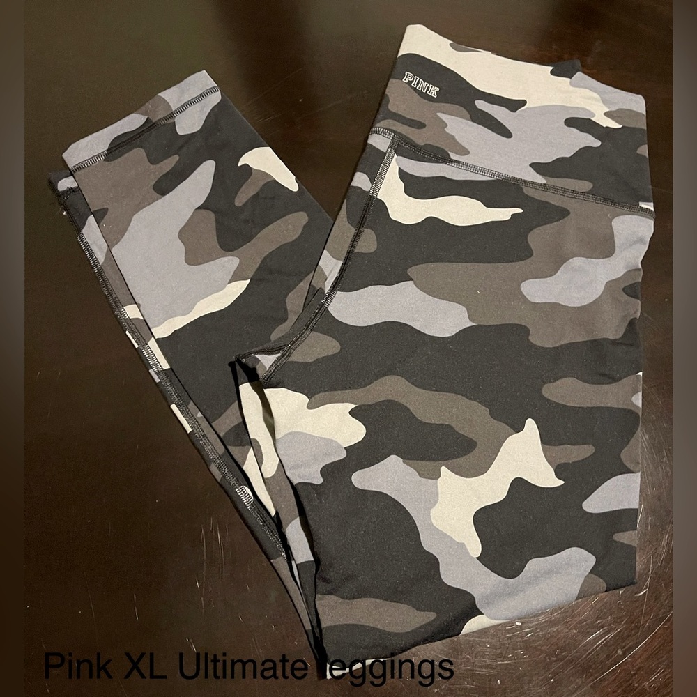 Pink camo leggings